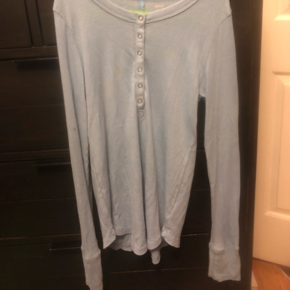 Long sleeve blue aerie shirt